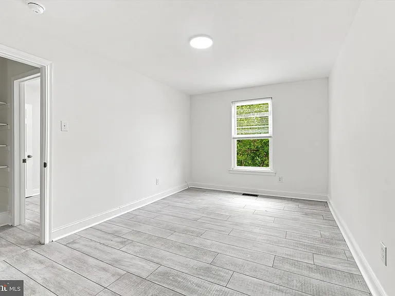 7813 Midis Pl #1 — Photo 10