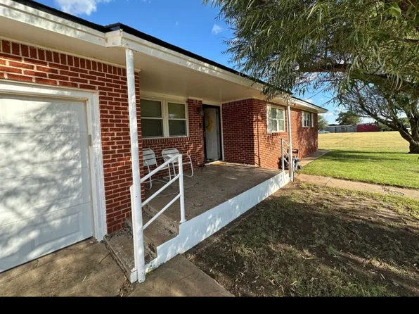 1101 Pulitzer St, Silverton, TX 79257
