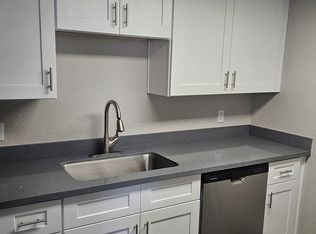 Falcon Glen Apartments, Mesa, AZ 85205