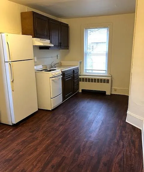 108 Main St #3 — Photo 4
