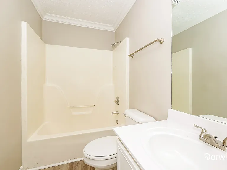 305 Castlemere Ct — Photo 14