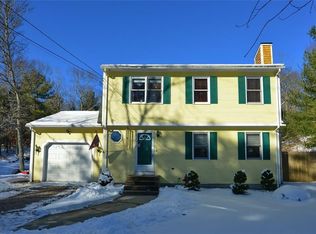 72 Buttonwoods Rd, Richmond, RI 02898