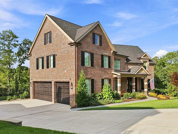 2nd image of 1468 Dominion Hts