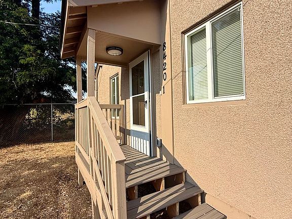 2nd image of 8420 1/2 S Tacoma Way