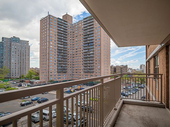 2nd image of 440 Neptune Ave #5P