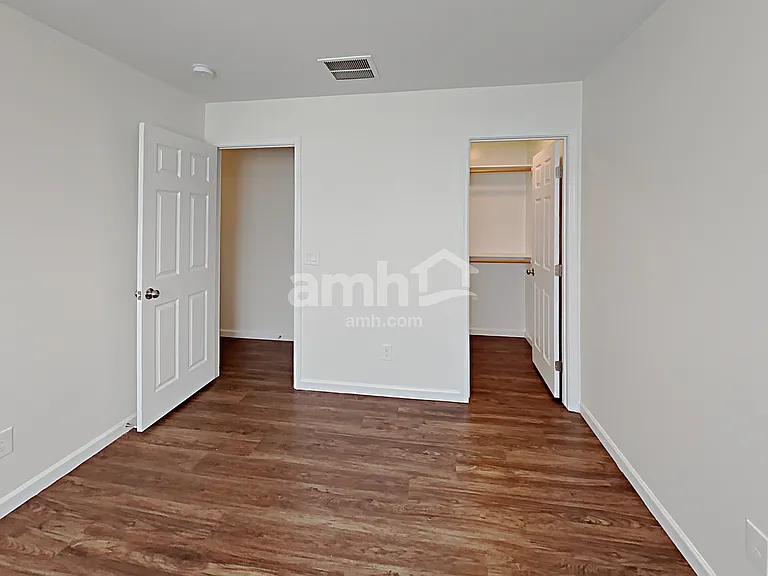 17211 W Watkins St — Photo 13