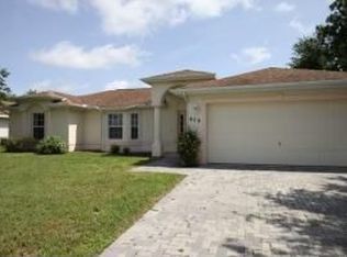 679 SW Hillsboro Cir, Port Saint Lucie, FL 34953