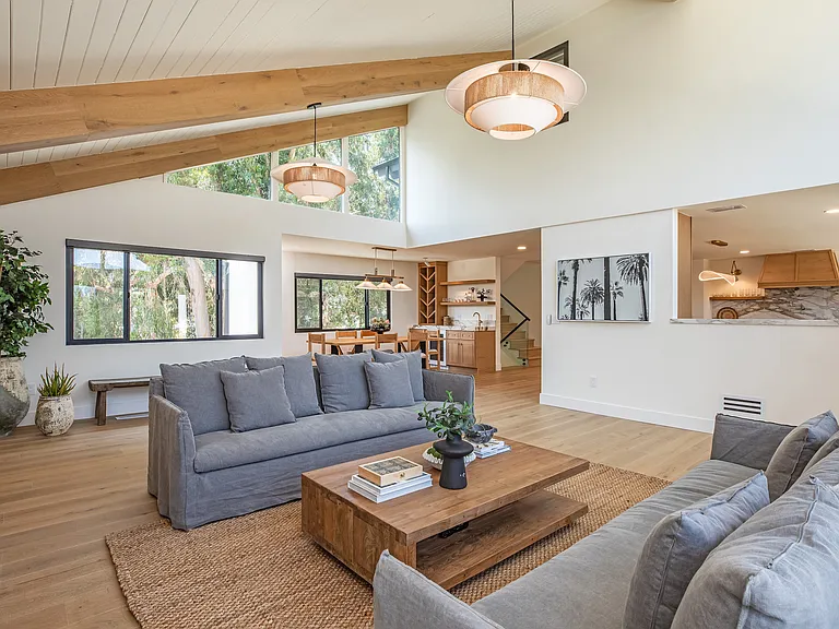 3525 Coast View Dr — Photo 48