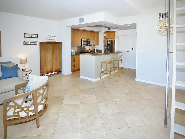 5490 La Jolla Blvd #K207 — Photo 16