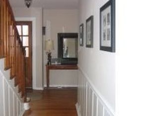 617 Saint Louis St, Edwardsville, IL 62025