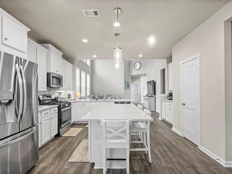112 Sugar Peak Ct — Photo 18