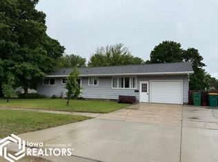 1203 N McCoy St, Algona, IA 50511