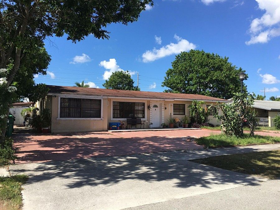 1st image of 5401 NW 182nd St