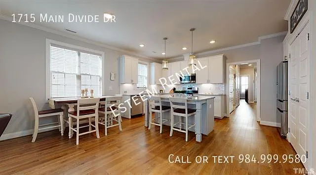 1715 Main Divide Dr — Photo 5