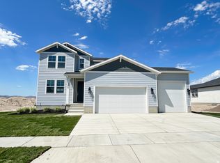 2275 E Granite Ln, Eagle Mountain, UT 84005