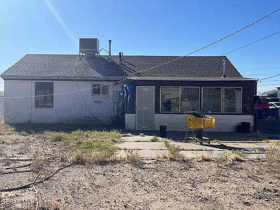 3rd image of 3719 Porter Ave