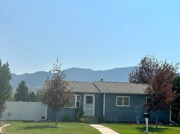 100 Star Ln, Butte, MT 59701