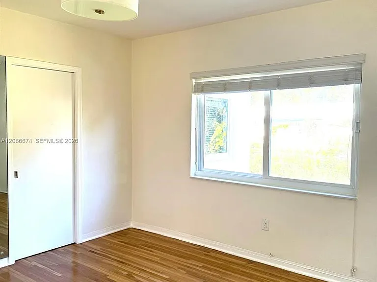 431 Candia Ave — Photo 34