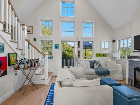 21 Bradford Street Extension #U8, Provincetown, MA 02657