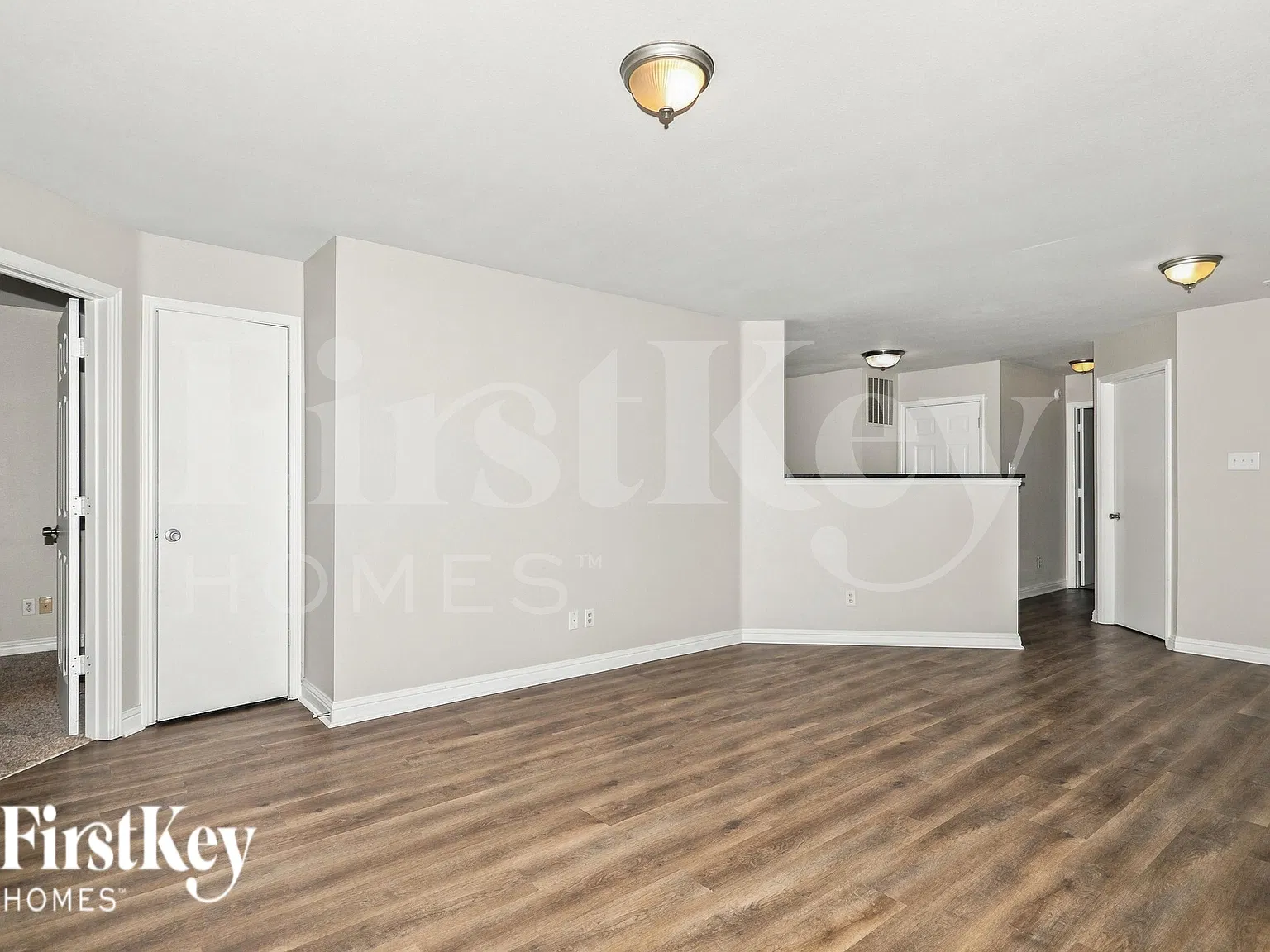 3 bed, 2.0 bath, 1390 sqft, $1,625 — Photo 4