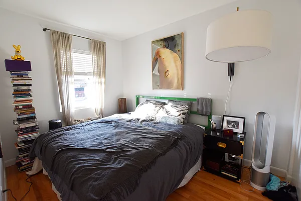 Rented by REAL New York | media 11