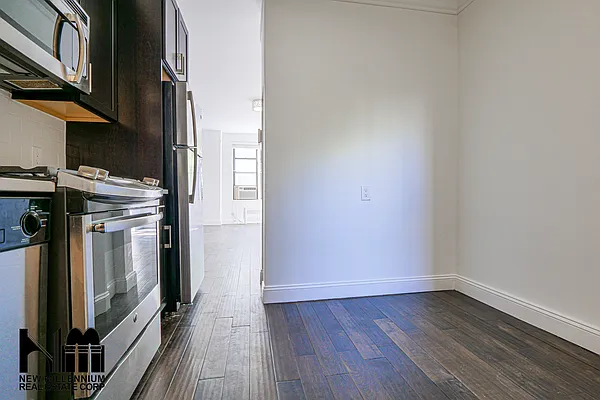 Rented by NMRE | media 5