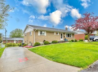 527 Brookwood Dr, Bellefontaine, OH