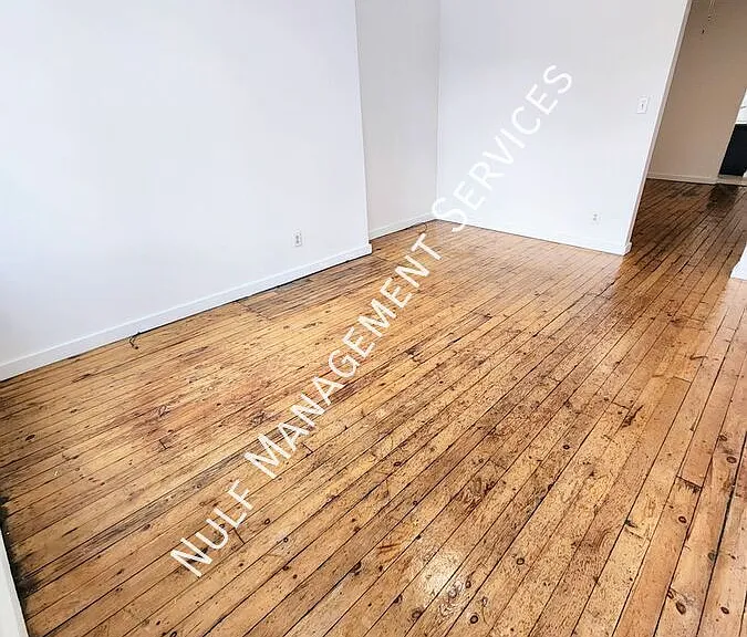 5235 Butler St #2 — Photo 5