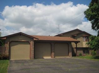 7122 115 1/2 Ave N, Champlin, MN 55316