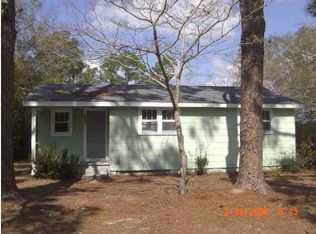 451 E 3rd Ave, Crestview, FL 32536
