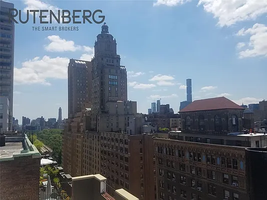 Rented by R New York | media 16