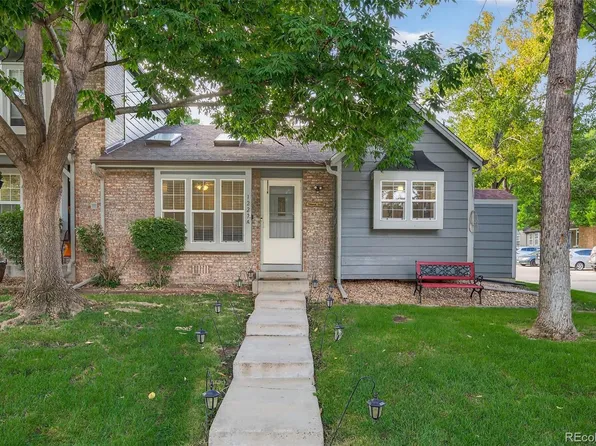 1227 S Flower Circle #A, Lakewood, CO 80232
