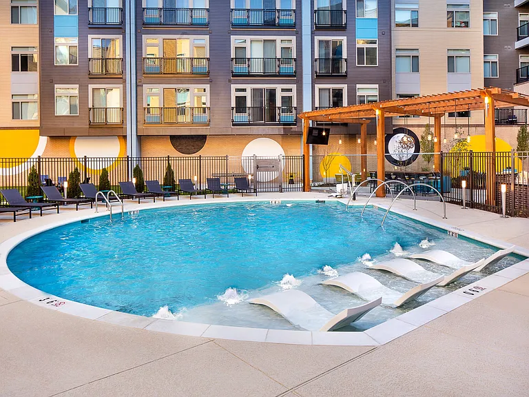 Scout on the Circle Apartments — Photo 32