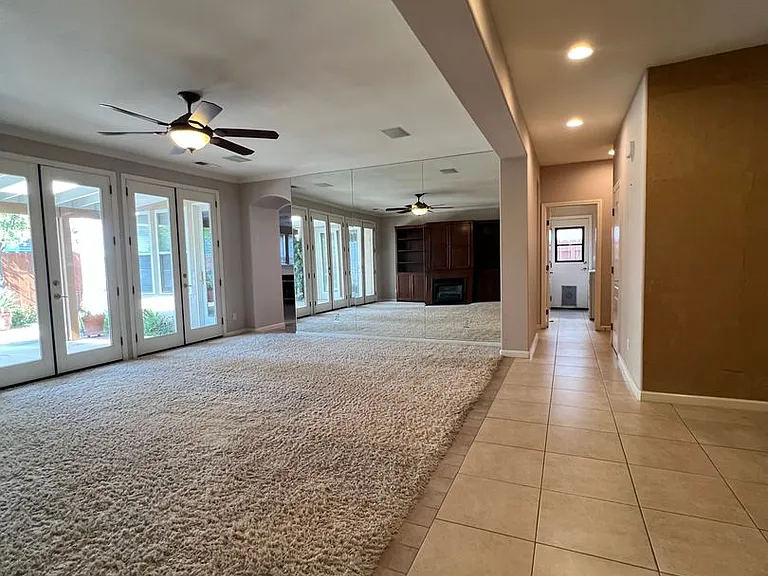 2456 E Marquise Ct — Photo 24