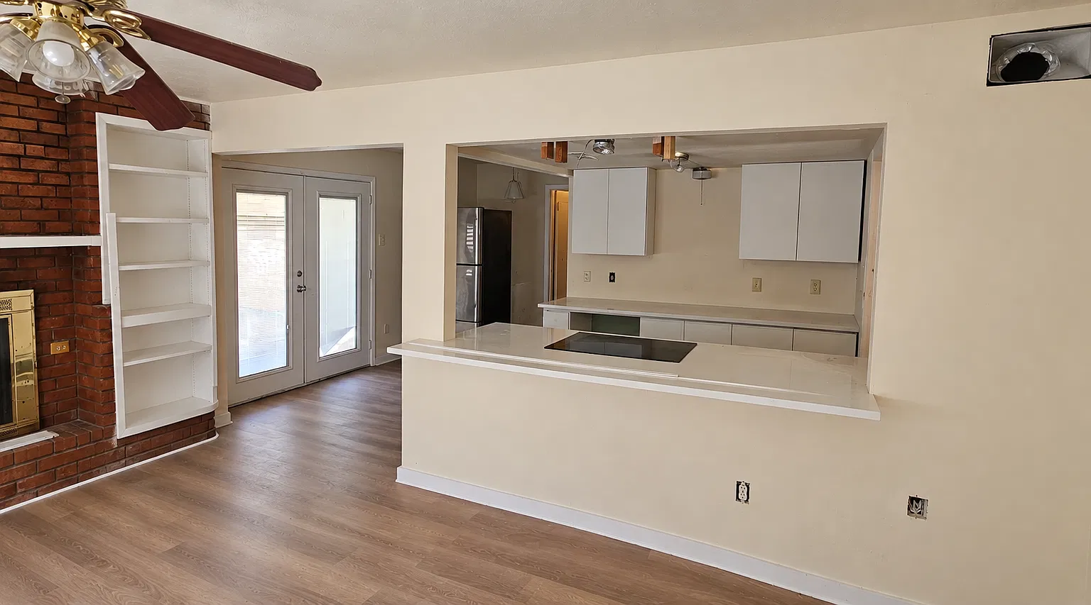 Freeport Dr, Dallas — Photo 3