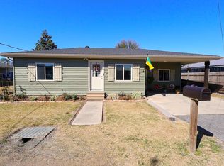 218 N Oak St, Lockport, LA 70374