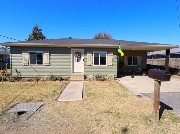 218 N Oak St, Lockport, LA 70374
