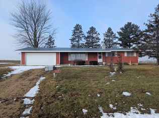 8733 Cemetery Ln, Lancaster, WI 53813