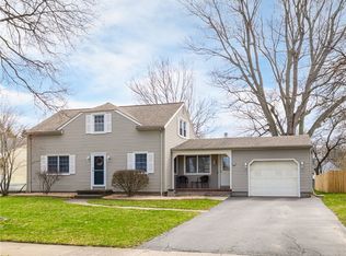 111 Alfonso Dr, Rochester, NY 14626