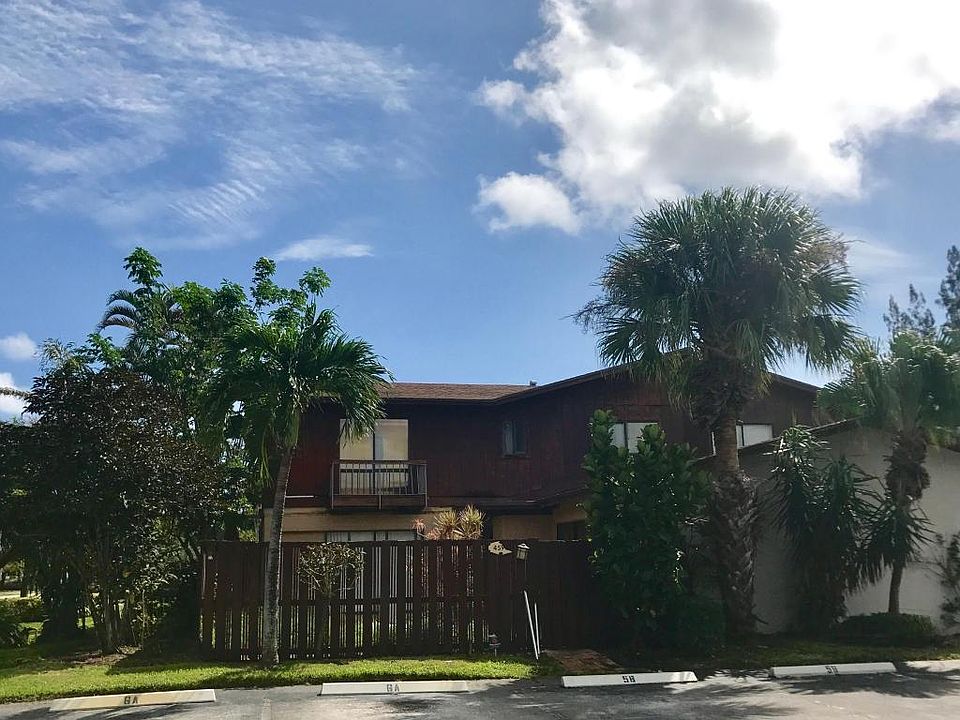 1st image of 4596 Holly Lake Dr