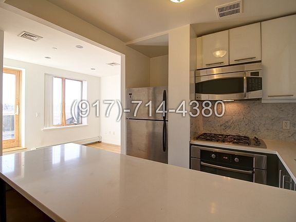 3rd image of 589 Flushing Ave #Penthouse 7