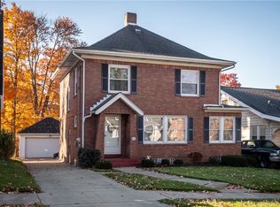 1262 Glenwood Dr, Sharon, PA