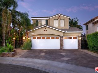 11208 Salerno Way, Northridge, CA 91326