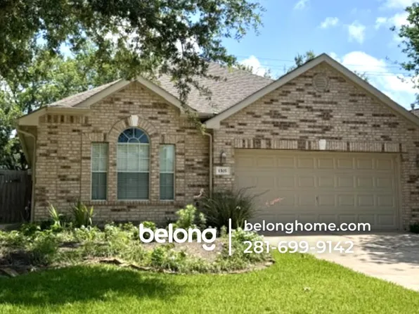 1505 N Marsala Dr, Pearland, TX 77581