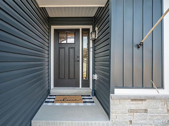 3rd image of 2483 Chukka Dr
