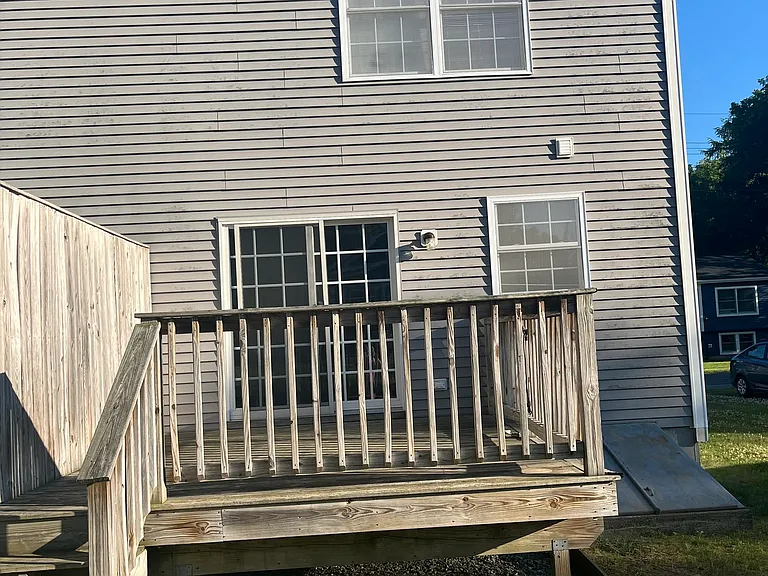 24 Central Ave — Photo 3