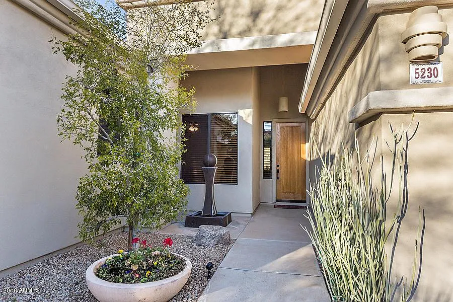 Building Photo - 5230 E Herrera Dr