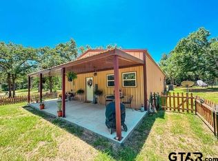 2722 An County Rd #359, Palestine, TX 75803