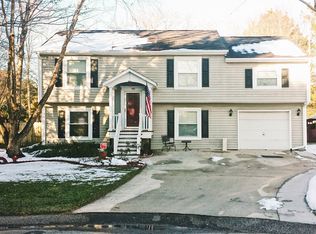 103 James Ct, Summerville, SC 29486