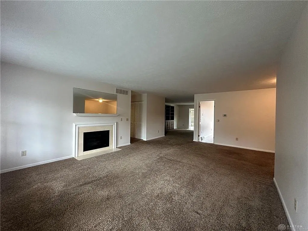 2 bed, 2.0 bath, 1698 sqft, $1,650 — Photo 3